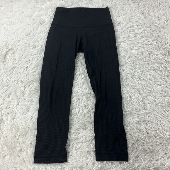 Lululemon Align Crop *21" Diverge Emboss Black - Picture 1 of 5
